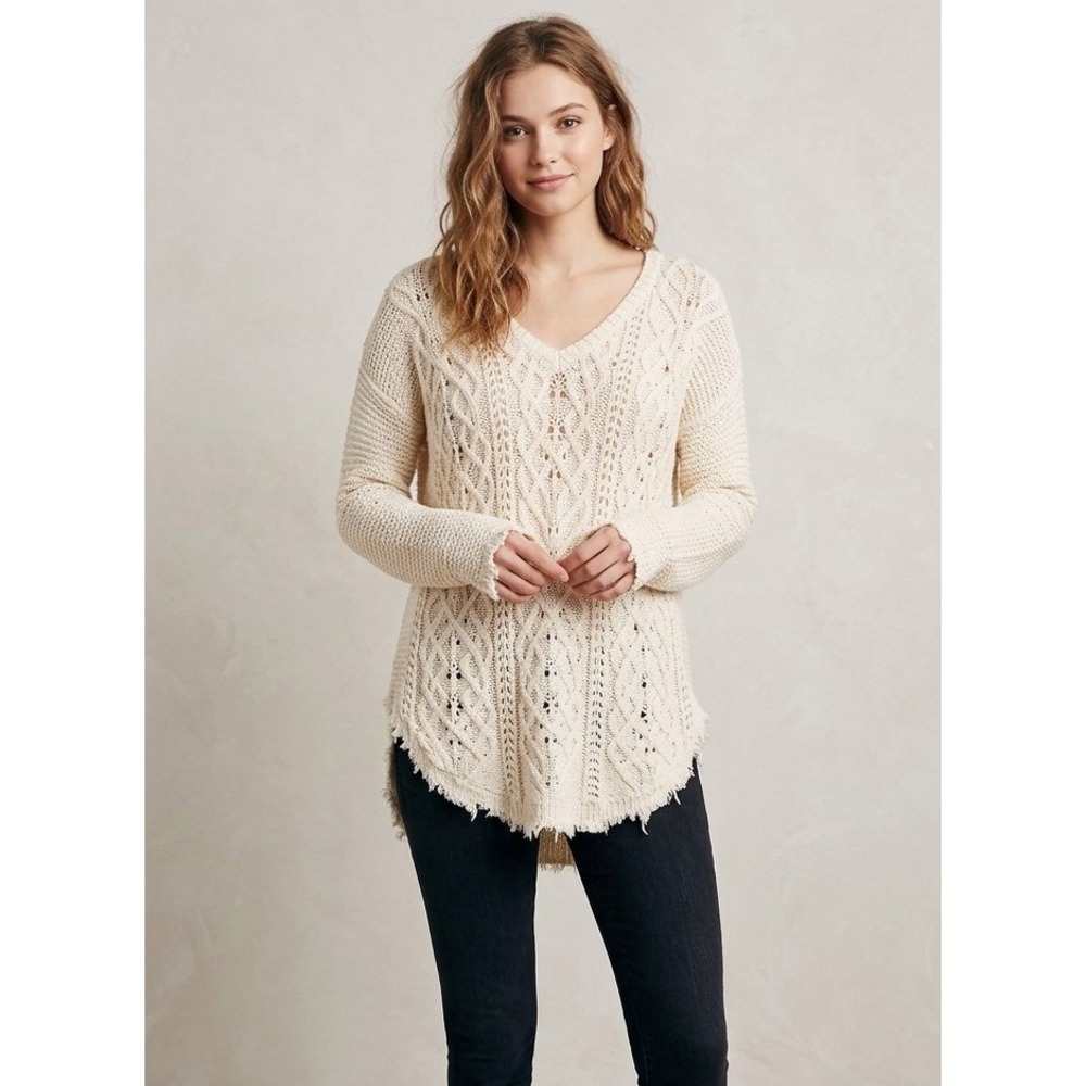 Free People Sweater Womens Medium Ivory Cable Knit V-Neck Fringe High Low Hem